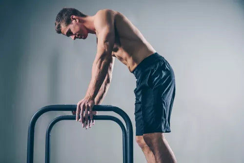 Hoe bouw je een calisthenics thuisgym met essentiële apparatuur